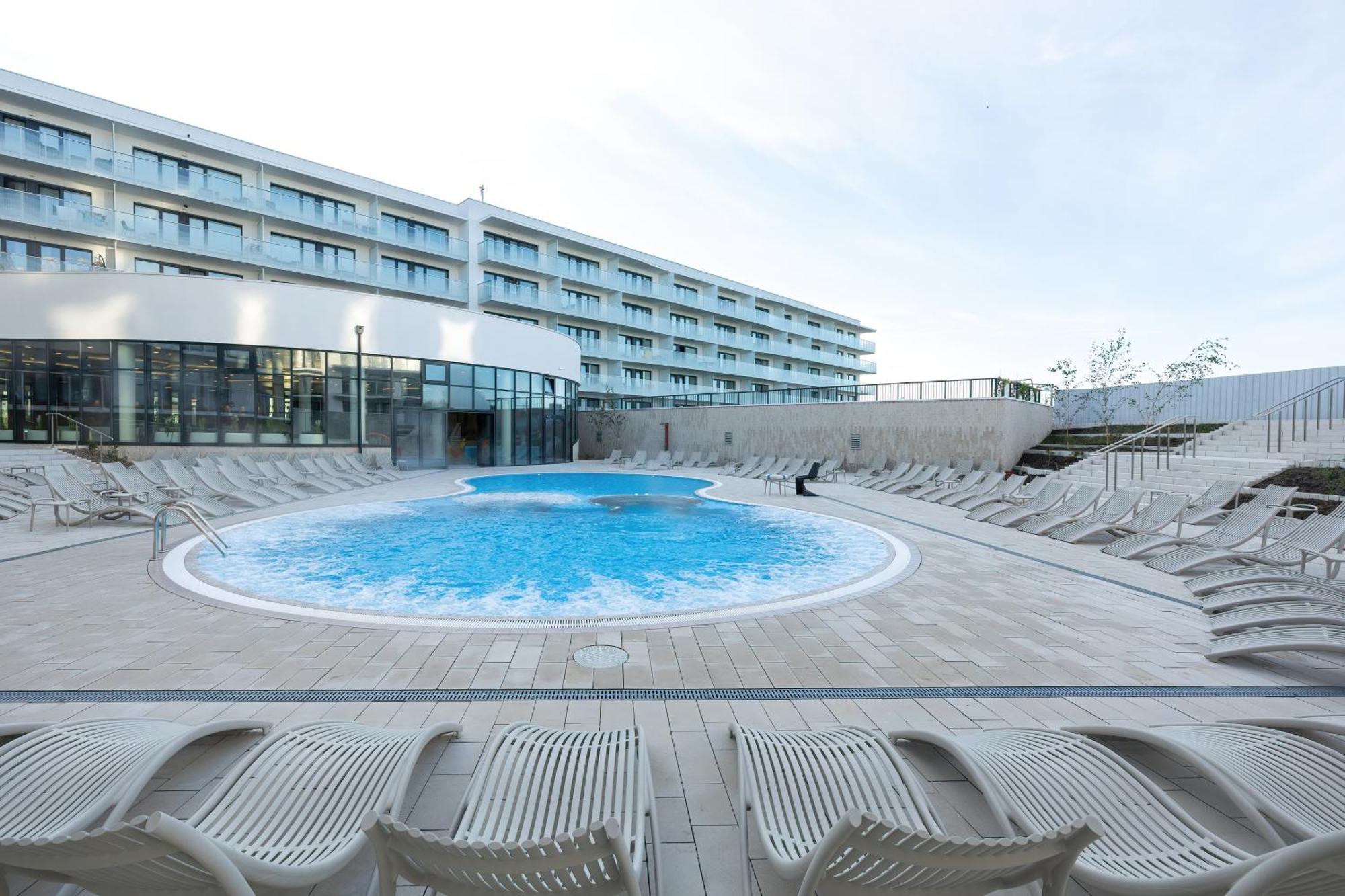 Family Apartment With Gym And Swimming Pool By Renters Prestige Kolberg Exterior foto